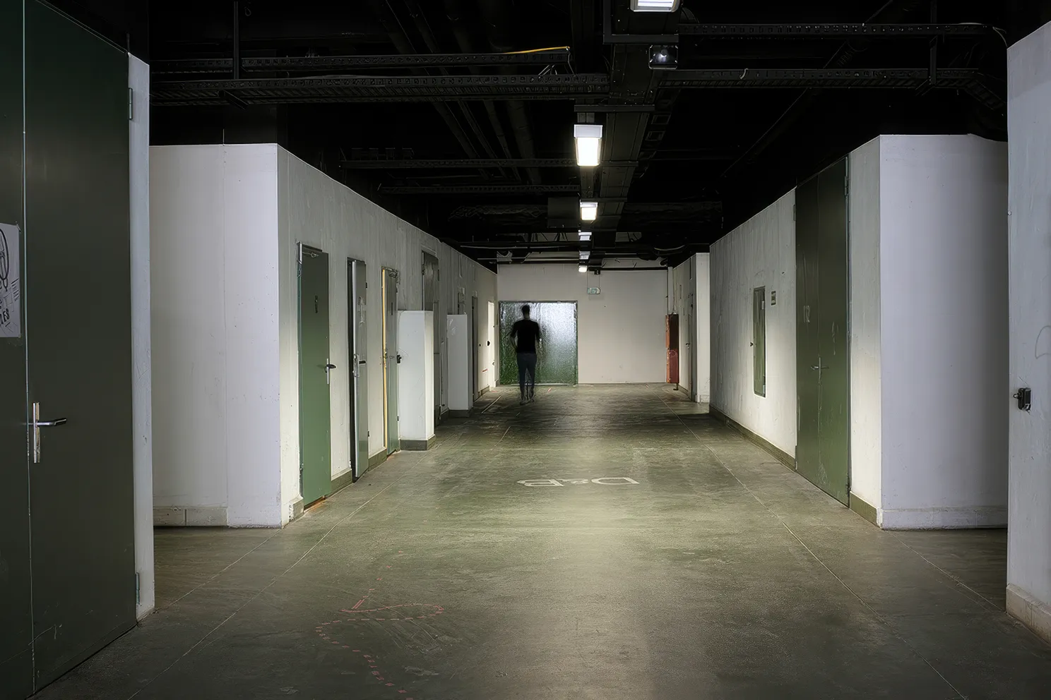 Art-Tours-Berlin-Studio-Visit-IDStudios-ML-2.jpg