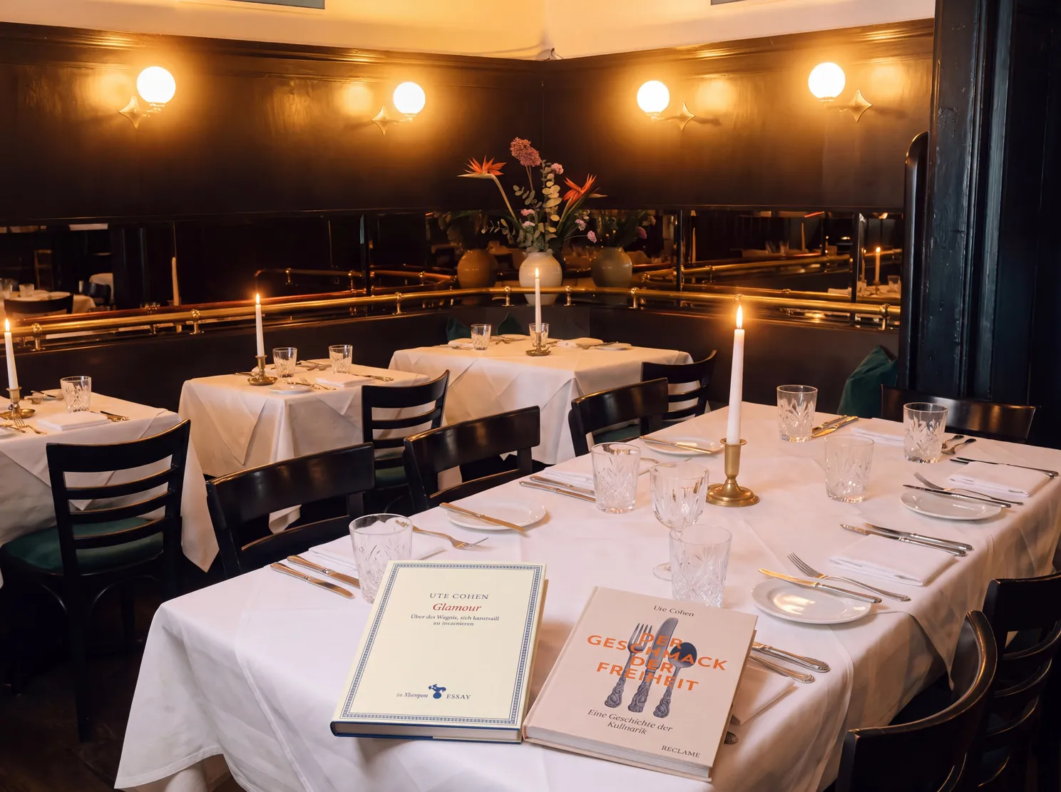 Berlin-Experiences-Literary-Evening-Restaurant1811-UteCohen.jpg