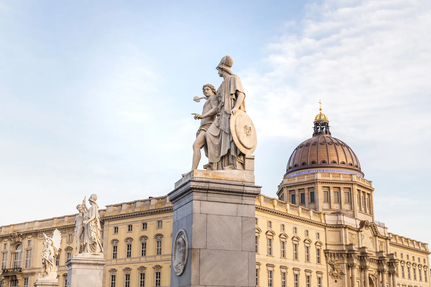Private-Sightseeing-Culture-Art-History-Berlin-Humboldt-Forum-HVS-2.jpg