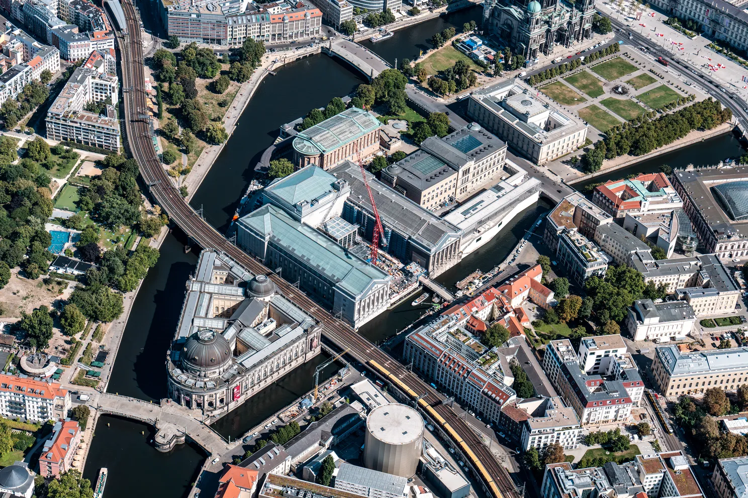 Private-Sightseeing-Culture-Art-History-Berlin-Museumsinsel-HVS-6.jpg