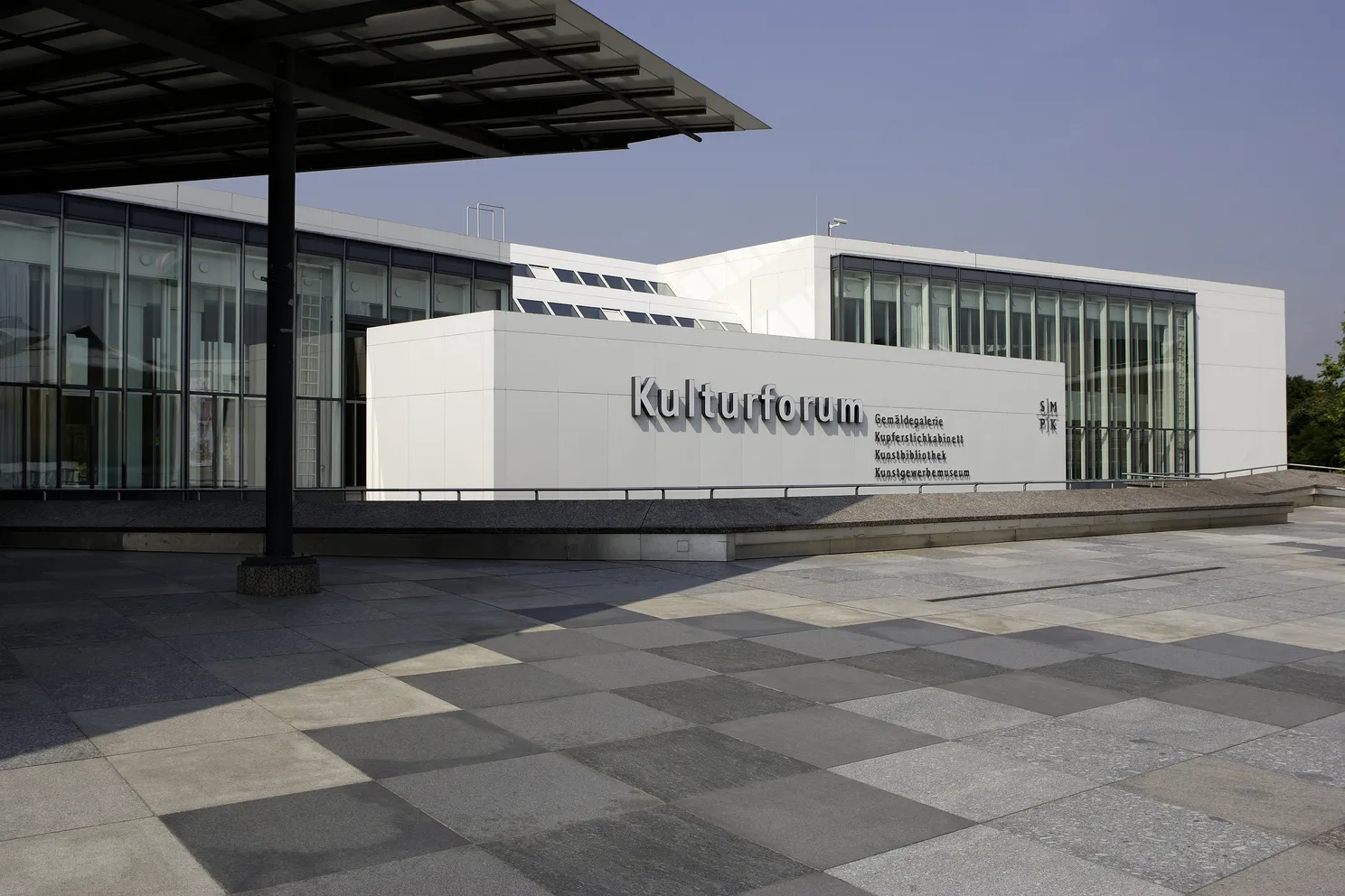 Unique-Berlin-Private-Tour-Kulturforum-BS-3.jpeg