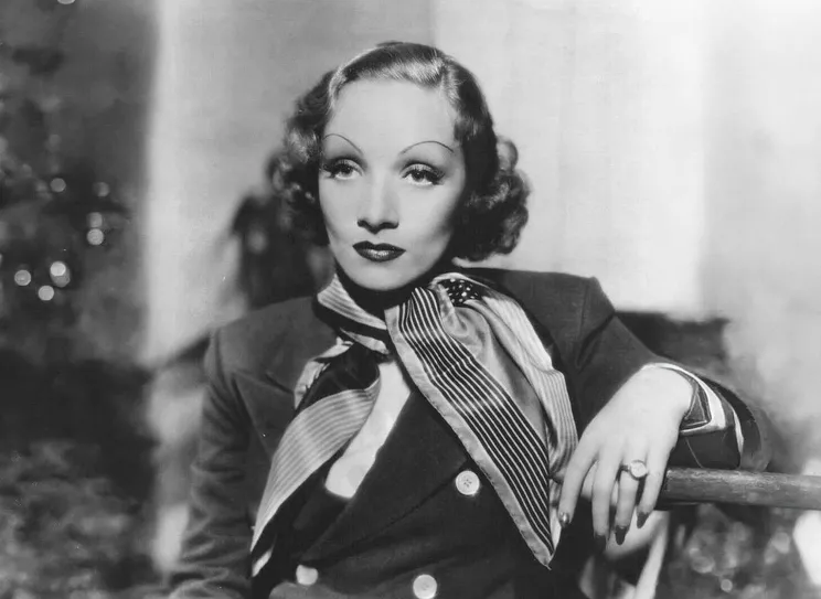 Unique-Berlin-Private-Tour-Marlene-Dietrich-BS-2.jpg